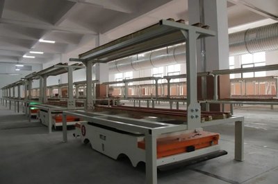 超級工廠特輯·東鵬瓷磚江門基地|堅持“智能制造+綠色生產”發(fā)展模式,構建行業(yè)綠色智能生態(tài)圈